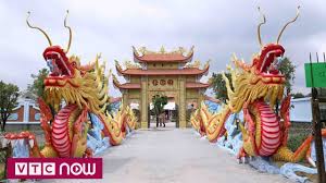 Có thể nói một trong những tâm huyết để đời của ns hoài ns hoài linh trong ngày mở cửa đền thờ tổ. Ä'á»n Thá» Tá»• Cá»§a Hoai Linh Sáºµn Sang Ngay Giá»• Tá»• Nghá» Youtube