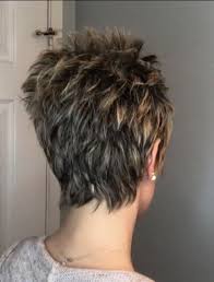 neueste frisuren 2020 colorfulhair hairstyles hair colorfulhairideas colorfulhair colorfulhairideas fr short spiked hair short hair styles spiked hair