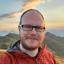 Steve Canavan (@CanavanWriter)