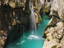 The river drains parts of idukki, ernakulam and thrissur districts in kerala and coimbatore district in tamil nadu. Pin On Wanderlust