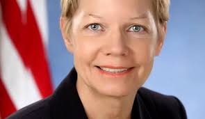 Cindy Schreiber-Beck Named to ND Aviation Hall of Fame