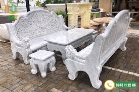 Bàn thờ thiên ngoài trời - Ý nghĩa của ...