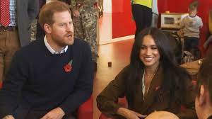 The picture shows archie taking centre stage as he gazes adorably into the camera on his hands and knees. Meghan Markle And Prince Harry Share Never Before Seen Photo Of Son Archie Youtube