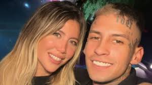 Wanda Nara and her boyfriend 14 years younger know no limits, intimate  moments between the couple