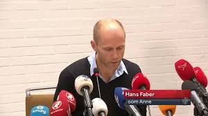 De vries has died just over a week after being shot in the head in amsterdam, according to a statement by his family published by cnn affiliate rtl news. File Peter R De Vries Over Moordzaak Anne Faber Webm Wikimedia Commons