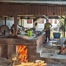 Jika disimpan di dalam freezer, ia boleh disimpan selama 6 bulan jika diluar peti ais maksimum 5 hari. Fotos Bei Keropok Lekor Kg Tok Beng Malaysisches Restaurant In Kuala Terengganu