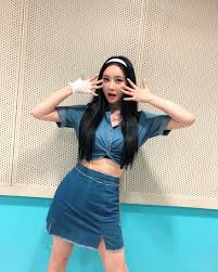 This amino is for fearless! Brave Girls ë¯¼ì˜ Minyoung Nyong2ya Twitter