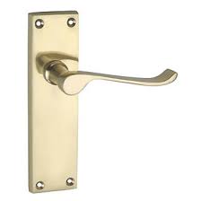 Victorian scroll door handles brass. Smith Locke Long Victorian Scroll Fire Rated Latch Door Handles Pair Polished Brass Backplate Handles Screwfix Com