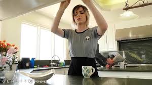 Trans Step Daughter Finally Fucks Daddy - XNXX.COM