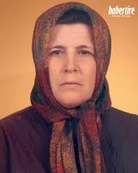 Cenaze İlanı Hatice Bingül'ün eşi, Erdem Bingül, Elvan ve Sercan  Altıparmak'ın babaları, Ahmet, Sabri, Mustafa, Salih Bingül'ün abileri,  Doruk Bingül, Eflin ve Efecan Tosun'un dedeleri, çarşı esnaflarından berber  ATİLLA BİNGÜL vefat etmiştir.