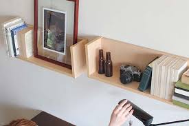 楽天市場 ウォールシェルフ 洗面所 収納棚 本棚 ホワイト 賃貸 取り付け 石膏ボード 飾り棚 シェルフ ウォールラック 壁面収納 壁掛け棚 壁掛け 棚 トイレ おしゃれ ボックス 壁 ラック 木製 北欧 収納 白 薄型 洗面 ディスプレイ 壁に付けられる家具 ブックシェルフ