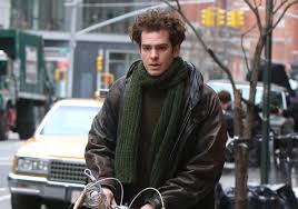Andrew garfield (born 20 august 1983) is an actor with dual citizenship of the united states and the united kingdom. Andrew Garfield S Hair Is Curly And Carefree British Gq