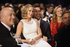 Sometimes they're joined by jennifer john and emily seemed happy in the cute town, and completely oblivious of the paparazzi. John Krasinski Wed On Lake Como To Avoid Hurting George Clooney S Feelings
