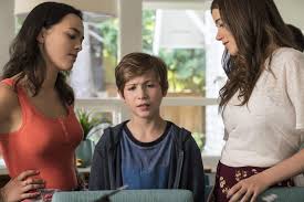 Superbad isn't the same kind of movie, but it does offer a similar feeling as dazed does. Review Good Boys Is A Superbad Wannabe That Is Truly Super Bad Datebook