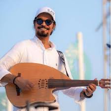 رابح صقر‎), is an arabic singer from saudi arabia. Ø±Ø§Ø¨Ø­ ØµÙ‚Ø± ÙŠØºÙ†ÙŠ ÙˆÙŠØ¹Ø²Ù Ø¹Ù„Ù‰ Ù…ØªÙ† ÙƒØ±ÙˆØ² Ø§Ù„Ø³Ø¹ÙˆØ¯ÙŠØ© Ø£Ø®Ø¨Ø§Ø± ØµØ­ÙŠÙØ© Ø§Ù„Ø±Ø¤ÙŠØ©