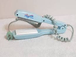 Hair Crimper Iron Pizzazz By Goldair Vintage 1980s Very Rare Only 33 Crimped Hair Makes Comeback As Vintage Romantic Alternative Hair Crimper Antiques Crimper