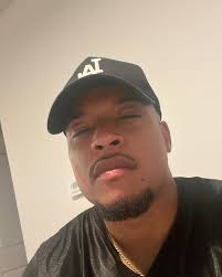 Shad (@unc.shad) • Instagram photos and videos