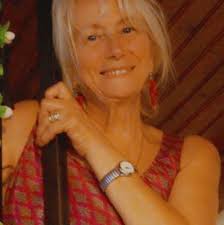 Atto di Affidamento in occasione dell'apertura del Giubileo d'oro del  Rinnovamento in Italia Basilica Papale di Santa Maria Maggiore 26 novembre  2021 O Maria, Vergine dalle Mani Alzate, veniamo a Te, in