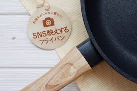 70万回をクリア 面倒なお手入れ不要 ちょっとおしゃれなフライパンに買い替え ゆとりあるシンプルな暮らし powered by ライブドアブログ シンプルな暮らし 無水鍋 シンプル