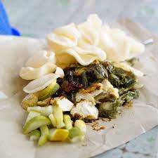 Tambahkan garam, gula dan penyedap rasa. Rujak Sayur Asin Kuliner Unik Dan Otentik Khas Surabaya
