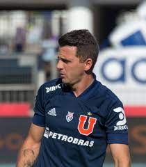 Colo colo recibirá este domingo, a partir de las 17:00 horas en el estadio monumental, a universidad católica, en el duelo más destacado de la segunda fecha de la tercera fase de la copa chile 2011. Walter Montillo Wikipedia