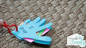 Here ia s fun and creative way to make prayer extra special for your preschoolers. Prayer Hands For Kids