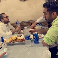 مطعم مشويات الصادق 24 Tips