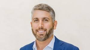 Desirae Jones's Instagram, Twitter & Facebook