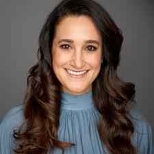 Jennifer Kobus's Instagram, Twitter & Facebook