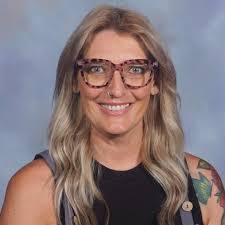 Chad Bray's Instagram, Twitter & Facebook