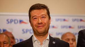 Takhle nyní vypadá „takešiho tomio okamura. Tomio Okamura Media Enemy