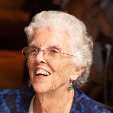 Eileen Ahearn's Instagram, Twitter & Facebook