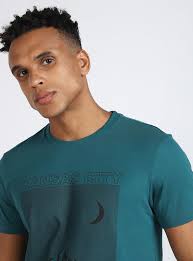 Buy LEE Men Graphic Printed Slim Fit T-shirt from Lee at just INR 1199.0