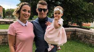 Első felesége berényi (lánykori nevén) palotai zsuzsa, akivel még a nevelőintézetből ismerik egymást: Lorincz Tamas Borsonline