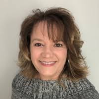 Monica Stettler's Instagram, Twitter & Facebook