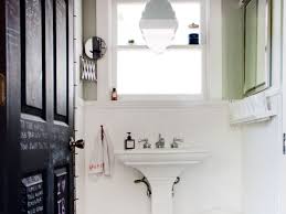 a pedestal sink apartment therapy