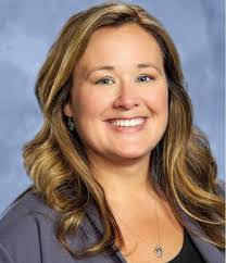 Ellen Glass's Instagram, Twitter & Facebook