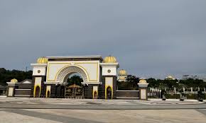 Kuasa budi bicara sultan perlembagaan persekutuan jadual kelapan. Majlis Raja Raja Melayu Bersidang Esok Petang Suara Merdeka