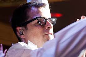 Tour Kick-Offs: Weezer, Kings of Leon and More