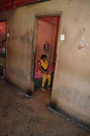 Tempat prostitusi (pelacuran) terbesar dan terkenal di jawa. Penangkini Kualalumpur Imigresen Serbu Rumah Merah