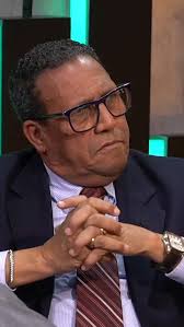 Lucha de intereses por quien asumirá el control de la Procuraduría General  de la República Dominicana. Tomás Castro explica cuales situaciones se han  presentado en la puja desde que se convocó al ...