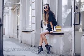 For chunkier, almost oversize chelsea boots, three of our cool women say you can't go wrong with a pair from eytys. How To Wear Chelsea Boots