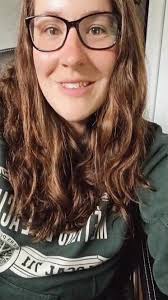 Connexion en toute vulnérabilité 🫶✨️, Un peu plus sur moi, des réflexions  du jour, et surtout une question!, Qu'est-ce qui monte spontanément en toi  quand tu regardes mon profil? Un mot, une émotion, ...