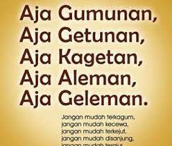 Bahasa jawa memiliki tingkatan yang berbeda mulai dari krama halus, krama inggil, dan ngoko. Kata Kata Cinta Bahasa Jawa Halus Kromo Inggil