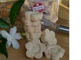 Ceriakan hari anda dengan memilih biskut bangkit cheese yang terbaik apa yang membuatkan kuih bangkit cheese ni sangat sedap ialah aroma biskut yang fresh from oven dibakar dengan campuran. Resepi Biskut Bangkit Cheese Rangup Meletop Kesedapan Dalam Mulut Daridapur Com