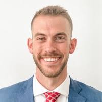 2700+ perfiles de «Caston»