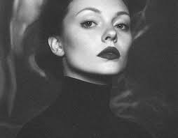 Female Portrait Projects :: Photos, videos, logos, illustrations and  branding :: Behance