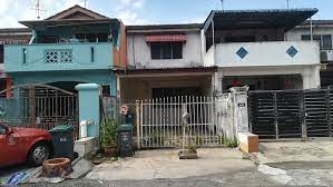 Ubah rumah batu jadi nampak macam rumah kayu. Renovate Rumah Teres 2 Tingkat Kos Rendah