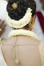 Hairstyles For Indian Wedding 20 Showy Bridal Hairstyles 40 indian bridal hairstyles are when it comes to a traditional indian wedding, you can never go wrong with a simple and sleek bun. hairstyles for indian wedding 20