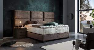 Polsterbetten und boxspringbetten nutzen schöne stoffe, um das bettgestell gemütlich einzurahmen. Di Lara Betten Handmade In Berlin Mobeltown
